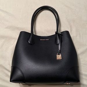 Brand New Micheal Kors Black Center Zip Tote